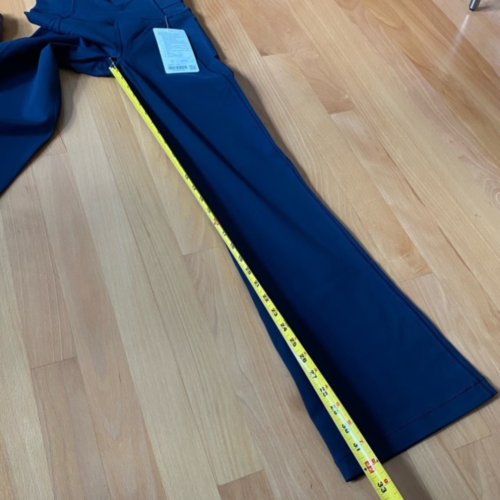 Lululemon Navy Flare Leggings - Picture 4 of 5
